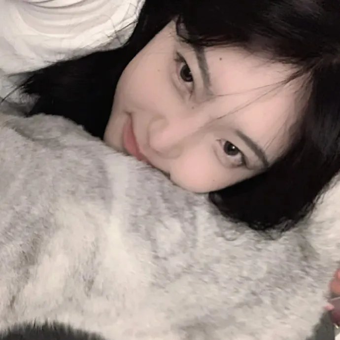 交际女封面